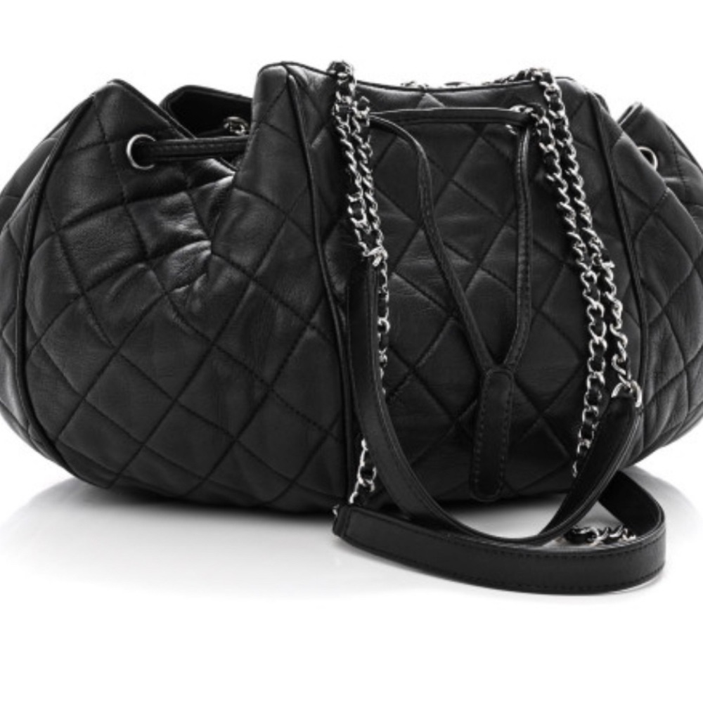 ChanelQuilted Drawstring Sac Cordon Bag - Picture 3 of 12
